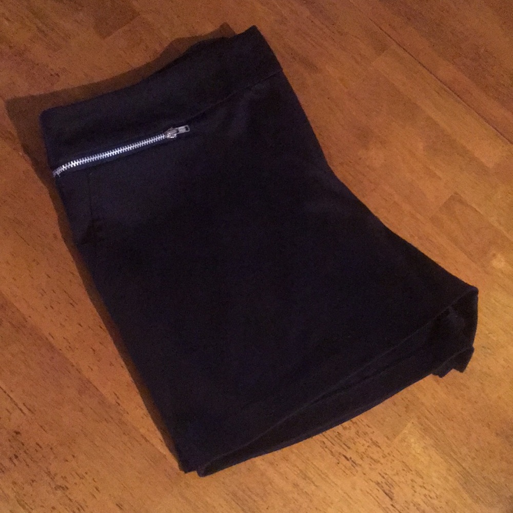Suzy Shirt Black Jersey Shorts with Zip Sz L🌸 - Picture 6 of 6